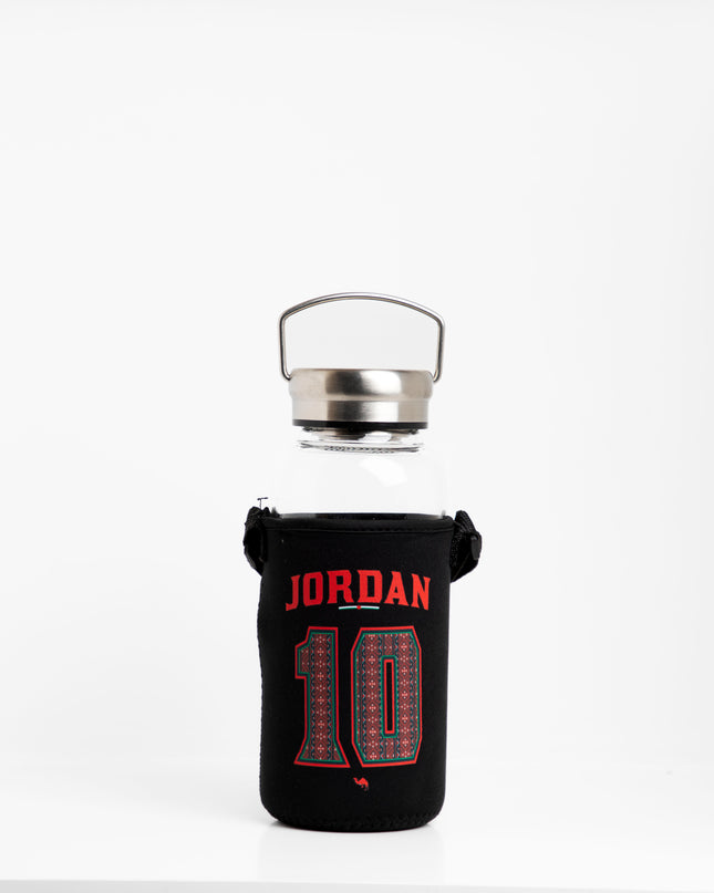 Nashama 10 | Premium Water Bottle with Sleeve & Hangers