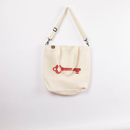 Farha Key | Off White Totebag Hanged