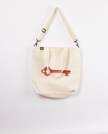 Farha Key | Off White Totebag Hanged