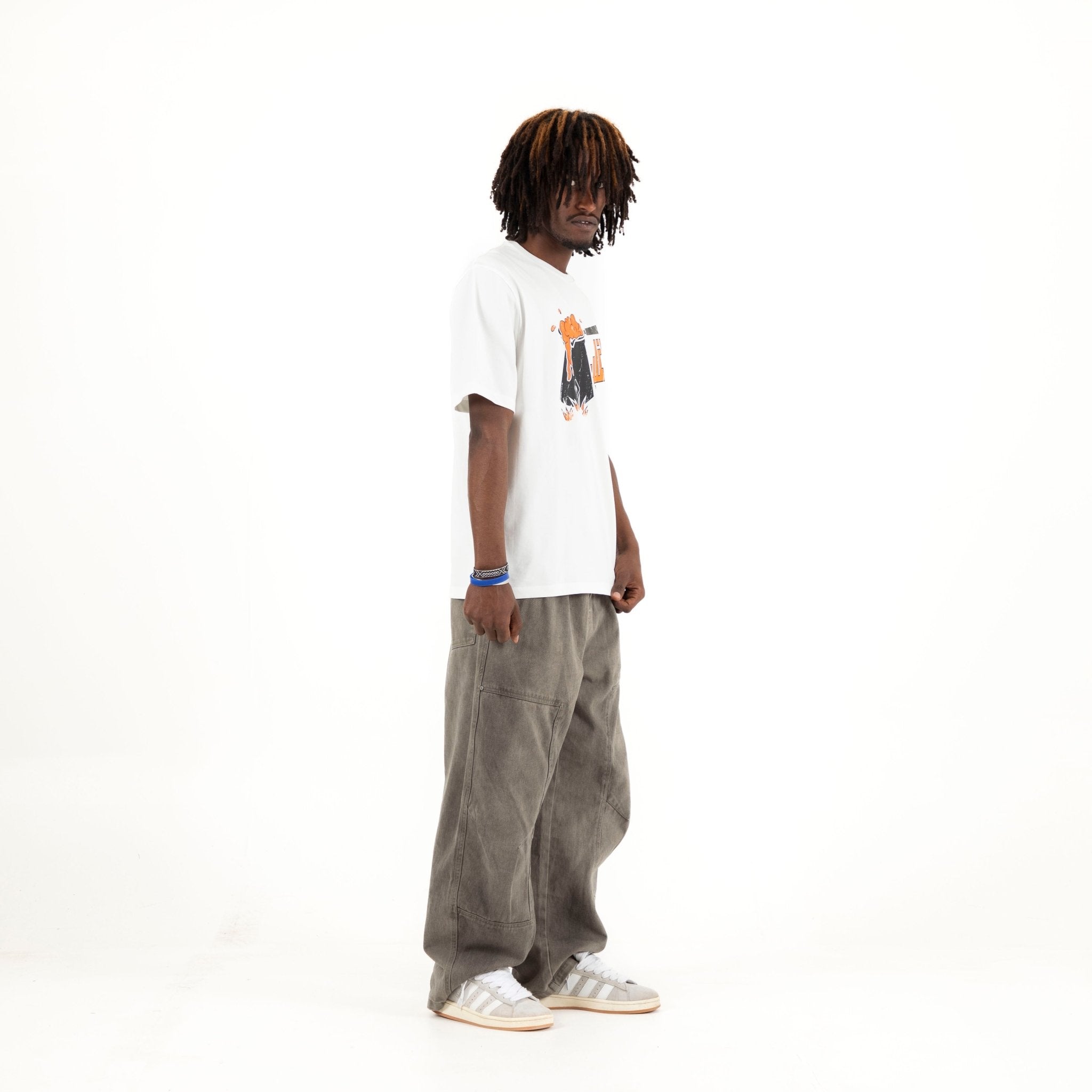 Eghleeha | Premium SuperBasic Ghraphic T-Shirt Eghleeha | Premium SuperBasic Ghraphic T-Shirt