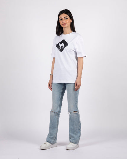 Jobedu Camel Crossing | Basic Cut T-shirt - Graphic T-Shirt - Unisex - Jobedu Jordan