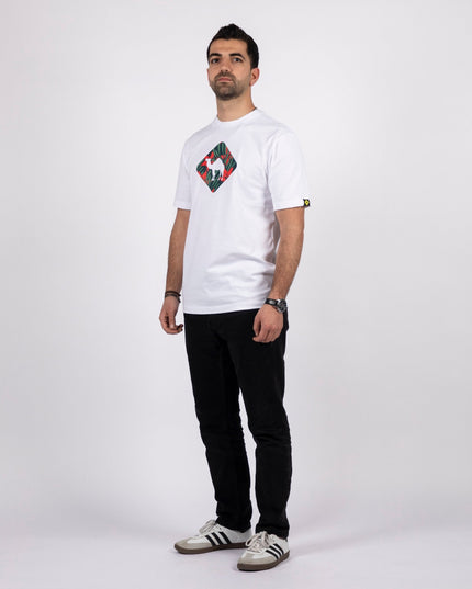Jobedu Camel Crossing Tropical | Basic Cut T-shirt - Graphic T-Shirt - Unisex - Jobedu Jordan