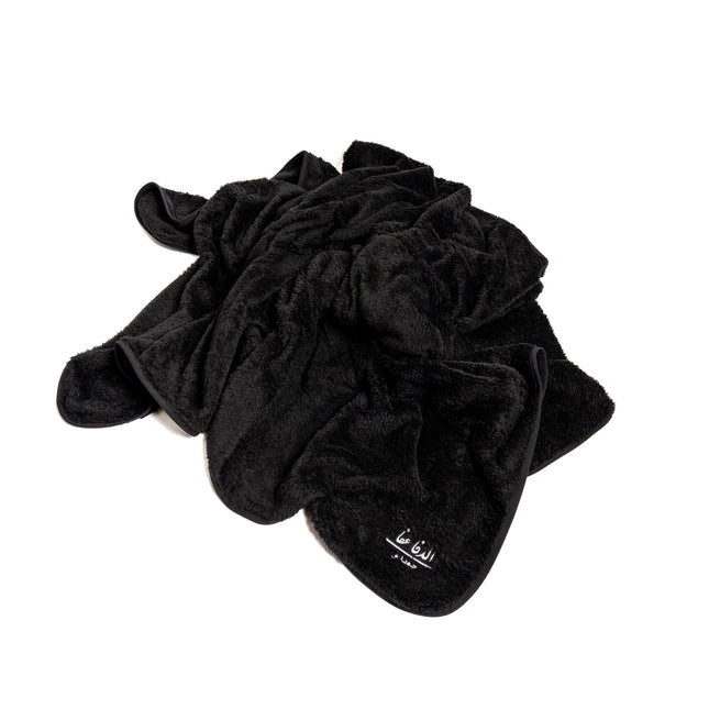 Black | El Dafa 3afa Blankets - Accessories - Blankets - Jobedu Jordan